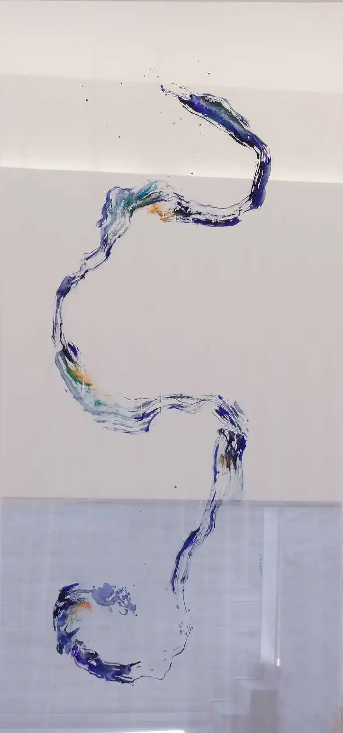 Ultramarine, turquoise, turmeric, ocher, arabic gum, on silk  chiffon. 2020 - 300x140 cm - 118x55 inches