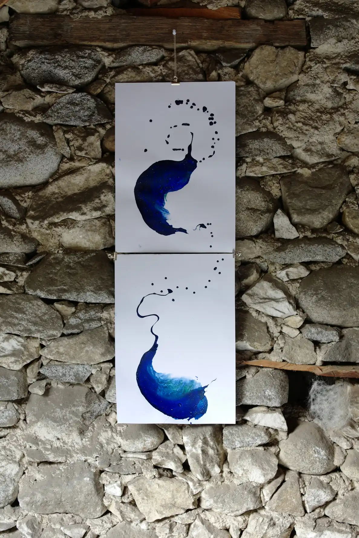 Ultramarine, emerald, turquoise and arabic gum on paper
Two times 42 cm x 31 cm 16,5 x 11,7 inches